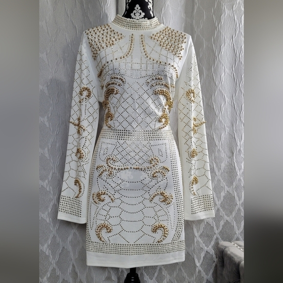 Off-White Bodycon Backless Dress (NWOT) - Picture 8 of 8